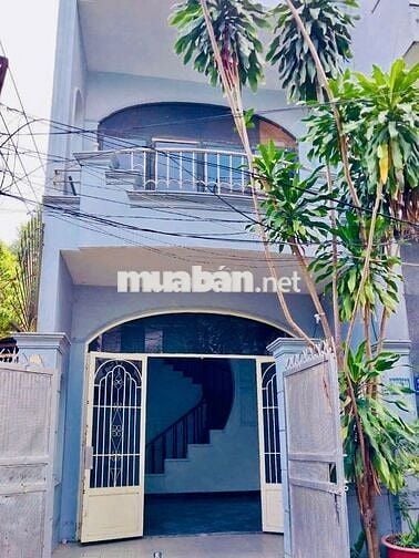 BÁN NHÀ GÓC 2 MẶT TIỀN VỊ TRÍ ĐẮC ĐỊA NGAY NHÀ GA T3