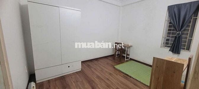 Phòng riêng thoáng mát, thoải mái, sân trước rộng