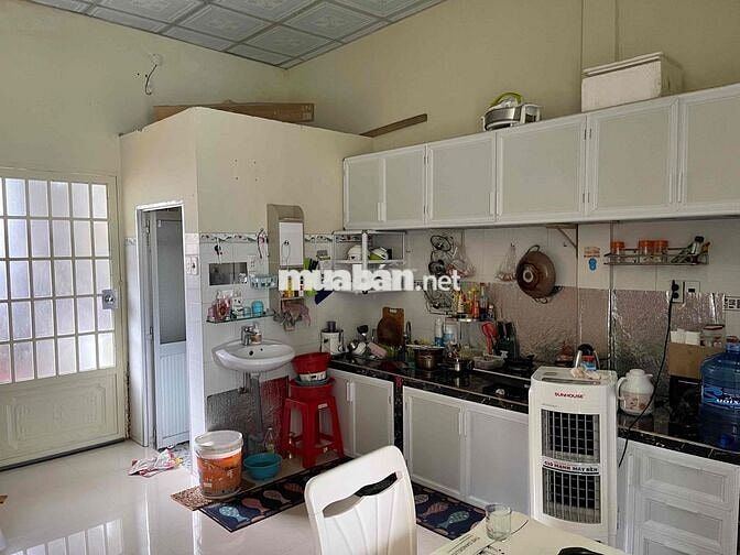 Bán đất chưa thổ tặng nhà mặt tiền Đoàn Thị Nghiệp, f5 cũ