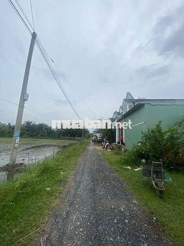 Bán đất thổ cư.DT:75m2.Giá 850triệu