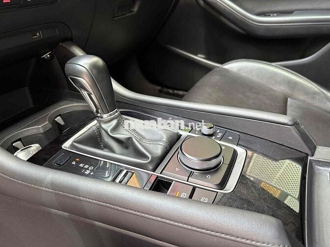 Lướt Mazda 3 2020 1.5L Luxury - 25.000 km