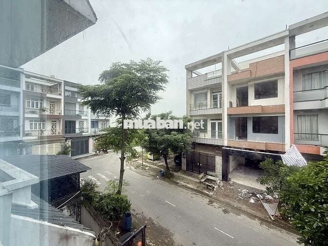 Nhà Biệt Thự Mặt Tiền làm gì cũng được , Lô góc 2MT , Bình Tân