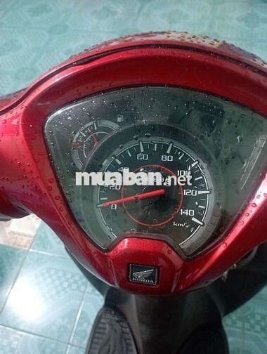 do lên đời...nên em cần bán xe