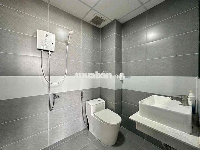 Căn hộ full nội thất 1PN tách bếp cửa sổ lớn ngay trung tâm Q1