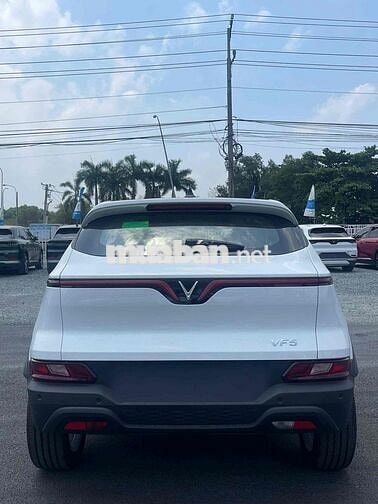 VINFAST VF5 PLUS GIÁ NIÊM YẾT 529 TRIỆU
