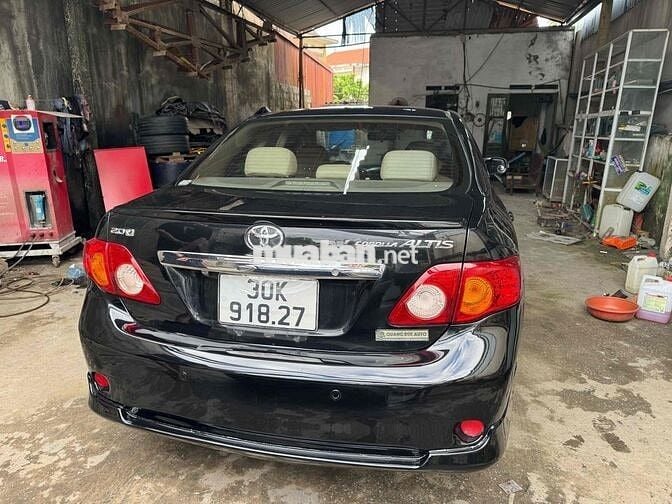 Toyota Corolla Altis 2009 2.0V - 180000 km