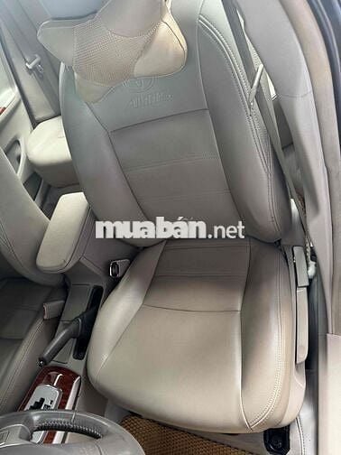 Toyota Corolla Altis 2009 2.0V - 180000 km