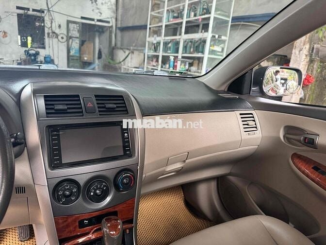 Toyota Corolla Altis 2009 2.0V - 180000 km