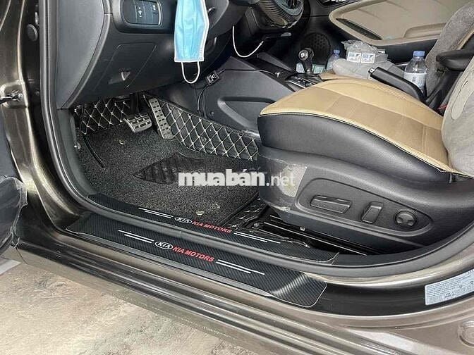 Kia Cerato 2016 2.0 AT - 72000 km