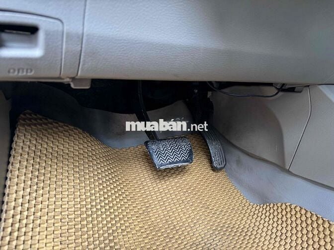 Toyota Corolla Altis 2009 2.0V - 180000 km