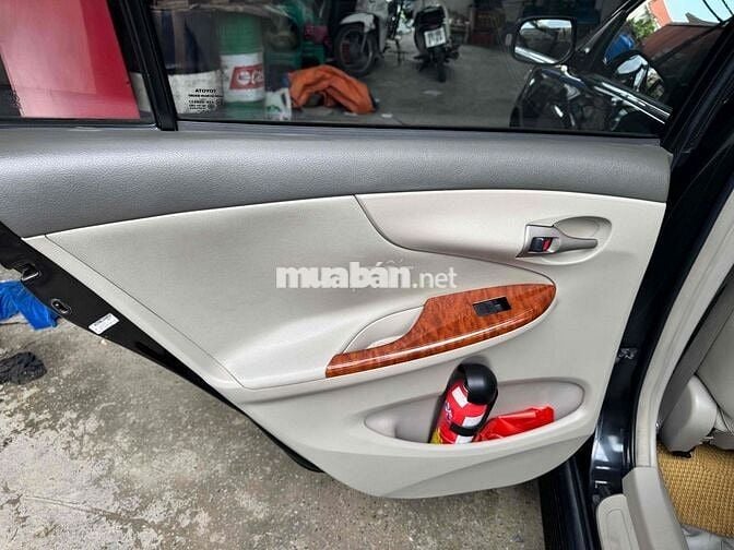 Toyota Corolla Altis 2009 2.0V - 180000 km