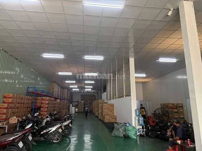 TUYỂN CÔNG NHÂN GIAO HÀNG VÀ BỐC VÁC HÀNG TẠP HOÁ