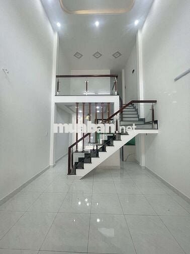 🌻 NHÀ MỚI – SÁT CHỢ ĐẦU MỐI HÓC MÔN – 💰 Chỉ 3.9 TỶ – DT 4×14 = 56m²