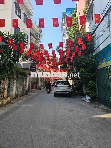 Đất vàng Lạc long Quân, phân lô, ô tô vào nhà, kinh doanh sầm uất Đất vàng Lạc long Quân, phân lô, ô tô vào nhà, kinh doanh sầm uất