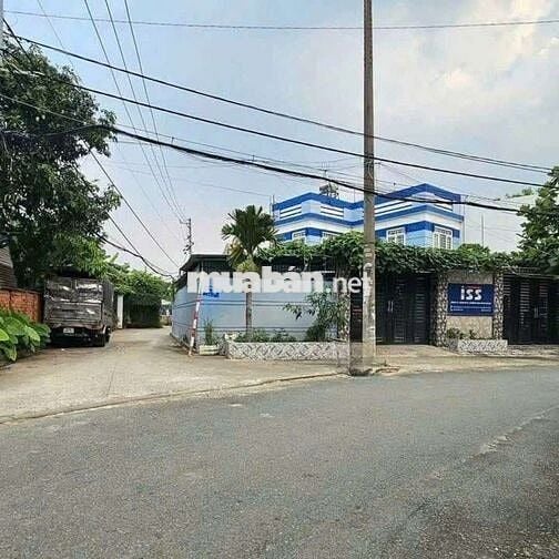Lô đất góc 2 mặt tiền đường 7m sát bên bệnh viện đa khoa Hóc Môn.