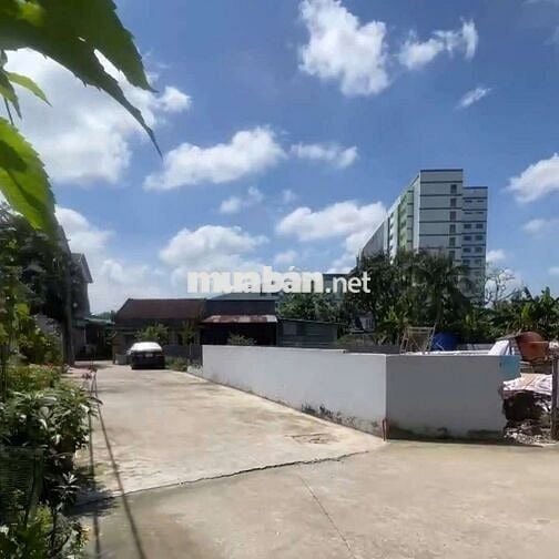 Lô đất góc 2 mặt tiền đường 7m sát bên bệnh viện đa khoa Hóc Môn.