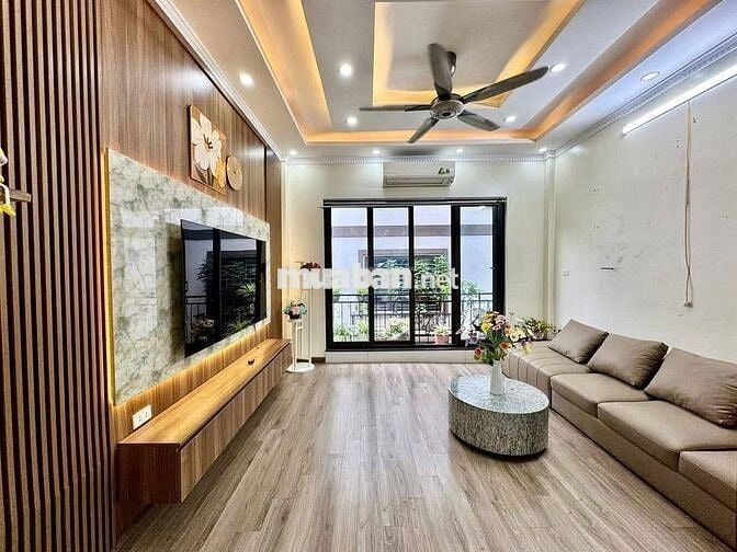 Bán Nhà Lô Góc Minh Khai, Gần Time City 30m x 5 tầng ngõ 3 gác 7,59 tỷ Bán Nhà Lô Góc Minh Khai, Gần Time City 30m x 5 tầng ngõ 3 gác 7,59 tỷ