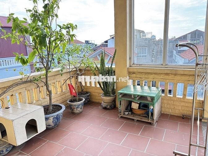 Cho thuê phòng tầng 4 An Dương Vương, Phú Thượng, Tây Hồ