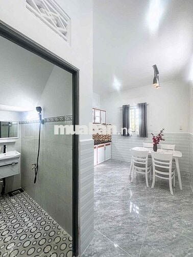 Nhà 1 Lầu 4 x 10m Ngay Tân Kim. Full Nội Thất. Sổ Hồng Sẵn Giá Rẻ