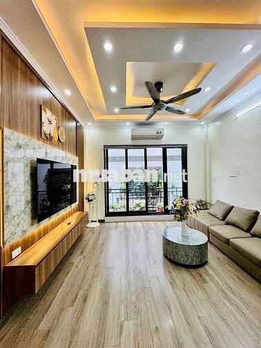 Bán Nhà Lô Góc Minh Khai, Gần Time City 30m x 5 tầng ngõ 3 gác 7,59 tỷ Bán Nhà Lô Góc Minh Khai, Gần Time City 30m x 5 tầng ngõ 3 gác 7,59 tỷ