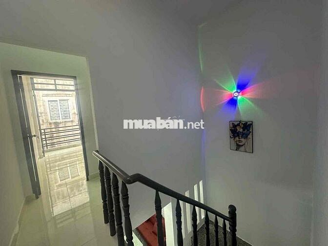 Nhà 1 Lầu 4 x 10m Ngay Tân Kim. Full Nội Thất. Sổ Hồng Sẵn Giá Rẻ