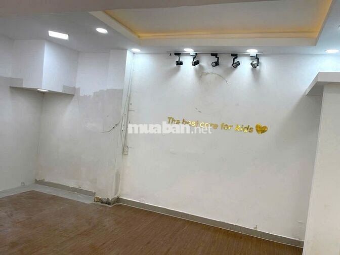 Cho Thuê Mặt Bằng Đường Nguyễn Đình Chiểu, Quận 3 ( Ngang 7m )