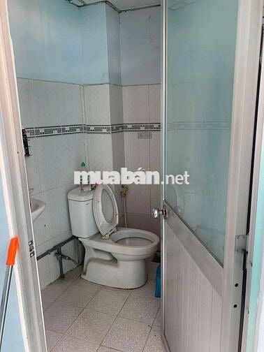 Cần kiếm người thuê thế chỗ, do gia đình về quê nên không cần sd