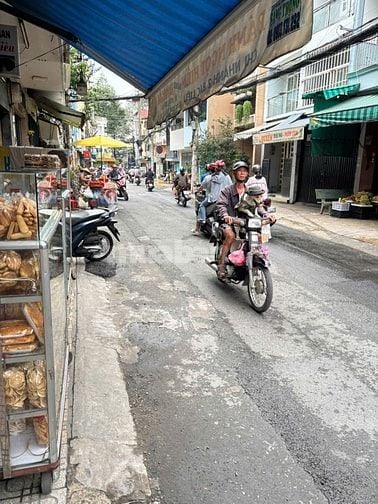 Nhà Cho Thuê MT Đường 60D Xóm Đất -P.8 -Q.11 Khu Đông Đúc - dt:3,2x7m