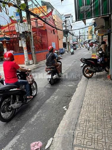 Nhà Cho Thuê MT Đường 60D Xóm Đất -P.8 -Q.11 Khu Đông Đúc - dt:3,2x7m
