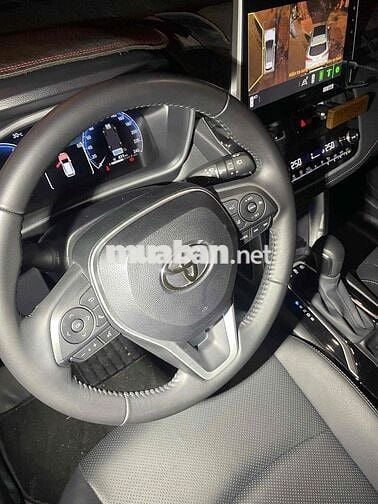 Toyota Corolla Cross 2024 1.8HV - 110000 km