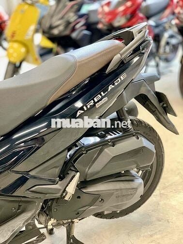 Honda Air Blade 160 ABS 2022 chính chủ 67 đẹp zin