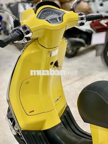 🛵 Vespa Sprint 125 – 2021 – Biển 93 – Xe Zin Chuẩn
