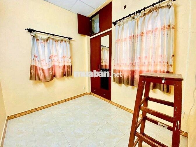 NHÀ ĐẸP GÒ VẤP – HẺM THÔNG – GIÁP PHÚ NHUẬN – 2 TẦNG BTCT - 2PN - 2WC