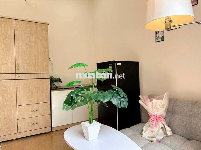 PHÒNG SIÊU XINH CỬA SỔ BAN CÔNG ĐÓN NẮNG Ở GÒ VẤP NGAY ĐH VĂN LANG