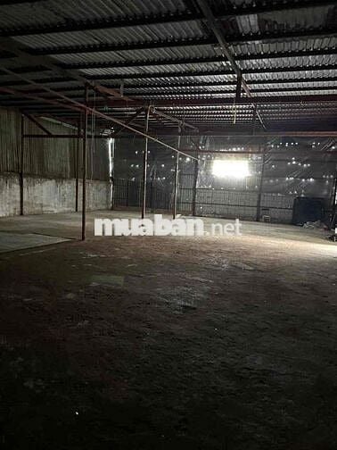 kho cho thuê an dương vương p16q8 DT 300m giá 20tr