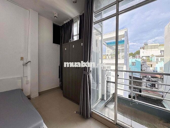 Cho Thuê Căn Hộ Studio Ban công Full Nội Thất Gần Đại Học Kinh Tế UEH