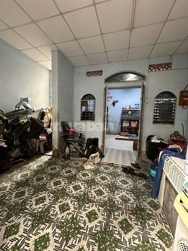 Nhà cấp 4, Mã Lò đường 6m thông, 5x20m, 3PN,.. Giá 5,8 Tỷ 