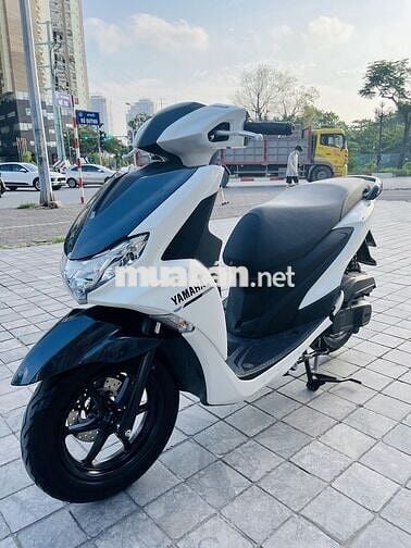 Xe máy Yamaha FreeGo màu trắng đen xe chính chủ