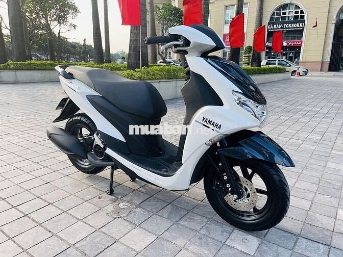 Xe máy Yamaha FreeGo màu trắng đen xe chính chủ