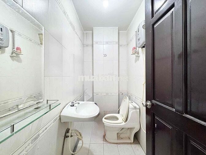 Cho Thuê Căn Hộ Studio Ban công Full Nội Thất Gần Đại Học Kinh Tế UEH