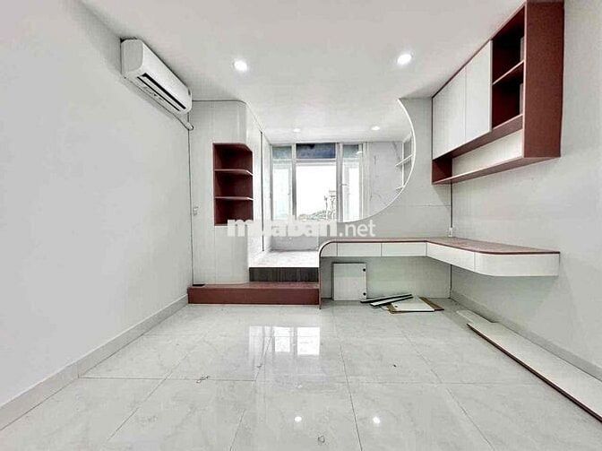 KHAI TRƯƠNG STUDIO CỬA SỔ TRỜI - TÁCH BẾP - Ngay DINH ĐỘC LẬP