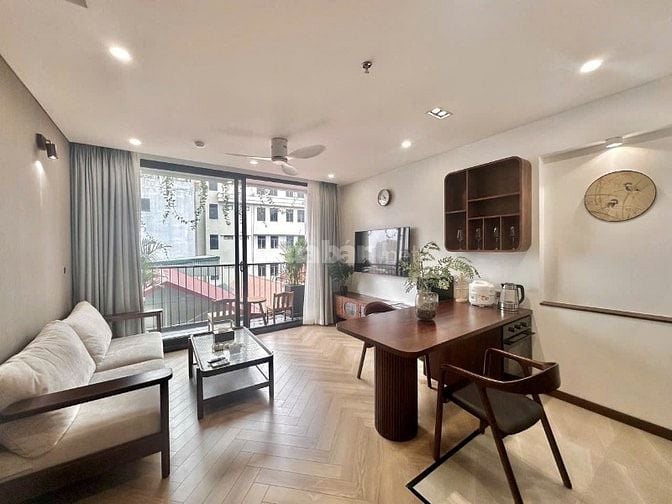 Bán nhà 7 tầng diện tích 60m2  mặt tiền 5m khu  phố Hồng Hà - Hà Nội 
