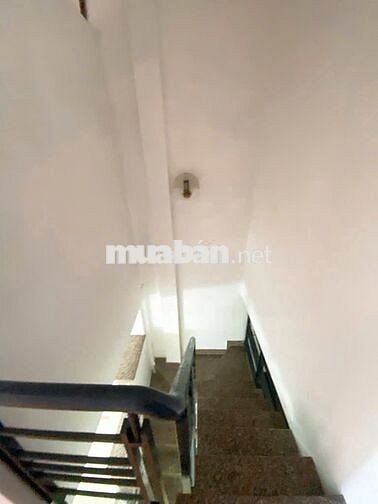 Nhà phố trệt lầu tại UB xã Phước Kiển. Sh công chứng ngay