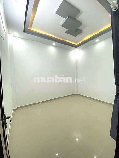 NHÀ VỊ TRÍ ĐẸP, CÁCH LÊ VĂN KHƯƠNG 50m, DT 4,2+13