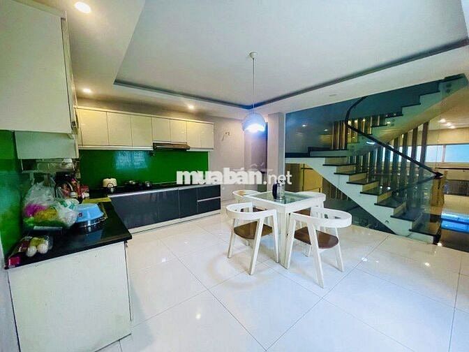 Mặt tiền Nguyễn Xí, Bình Thạnh, 176m2, 5 tầng