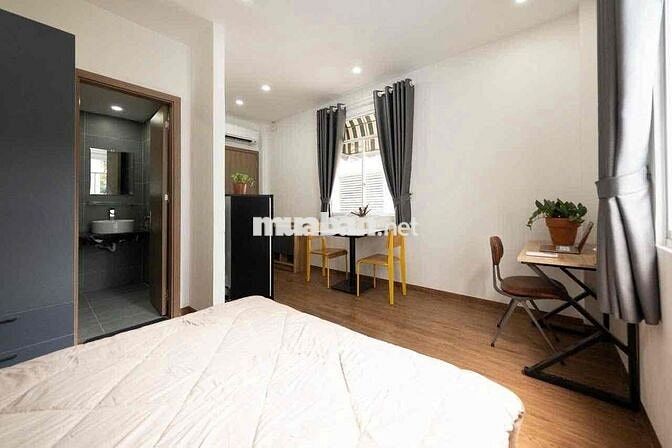 Căn Hộ Ban công rộng 40m2_Full nội thất ngay Phan Xích Long,Phú Nhuận