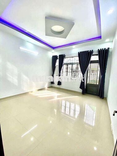 NHÀ VỊ TRÍ ĐẸP, CÁCH LÊ VĂN KHƯƠNG 50m, DT 4,2+13