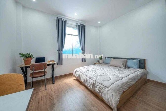 Căn Hộ Ban công rộng 40m2_Full nội thất ngay Phan Xích Long,Phú Nhuận