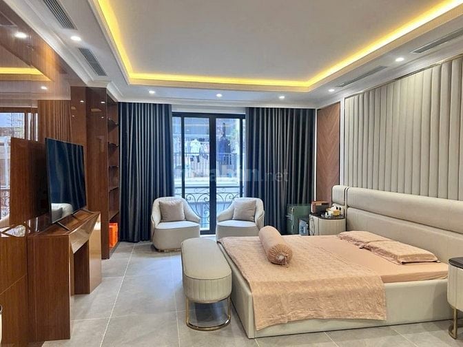 Bán nhà 7 tầng diện tích 60m2  mặt tiền 5m khu  phố Hồng Hà - Hà Nội 