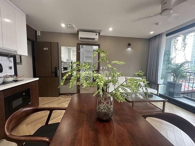 Bán nhà 7 tầng diện tích 60m2  mặt tiền 5m khu  phố Hồng Hà - Hà Nội 